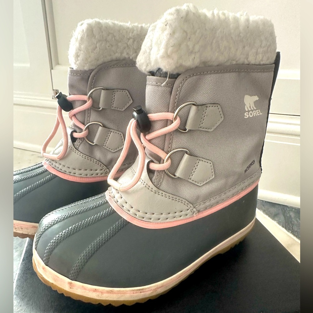 Sorel Children’s Yoot PAC Boot size 13